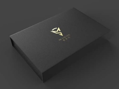 來(lái)濟(jì)南包裝盒生產(chǎn)廠家，看黑色包裝盒到底有多“炫酷”