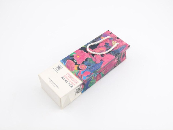 要想包裝禮品盒定做好，創(chuàng)意插畫(huà)少不了