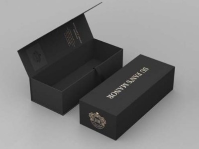 包裝盒定制廠家為您分析，為什么酒盒包裝覆膜后會(huì)出現(xiàn)顏色色差？