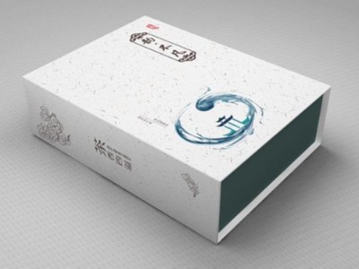 禮品盒廠家設(shè)計了一款，具有實用性和精美的茶葉包裝盒